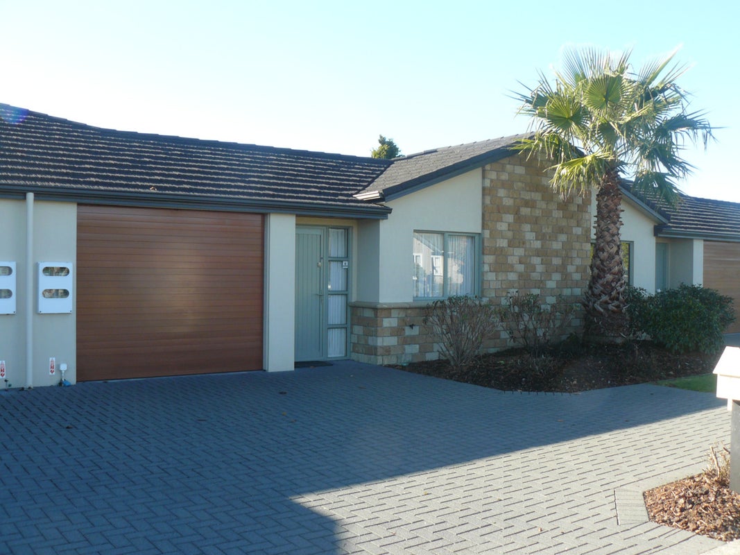 33C Grey Street, Glenholme, Rotorua - Carousel 1