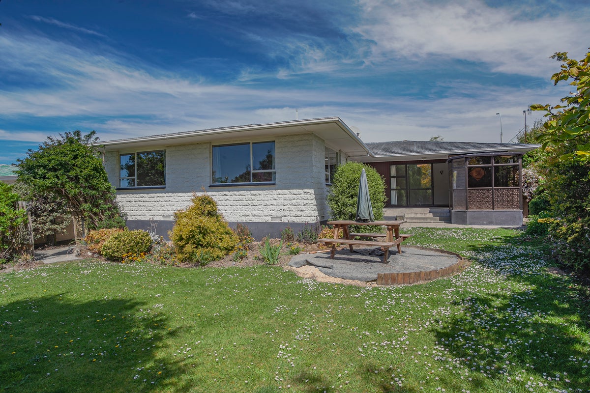65 Tawa Street, Gleniti, Timaru - Carousel 1