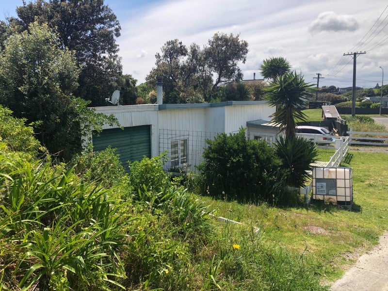 3 Babbacombe Avenue, Otaki Beach, Otaki - Carousel 2