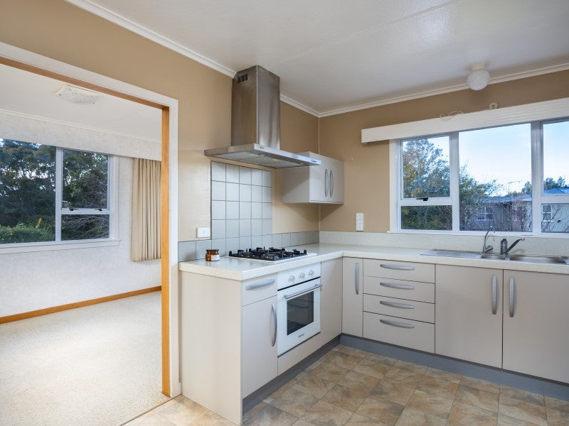 165 Brooklands Road, Vogeltown, New Plymouth - Carousel 2