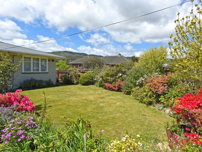 163 George Street, Stokes Valley, Lower Hutt - Carousel 2