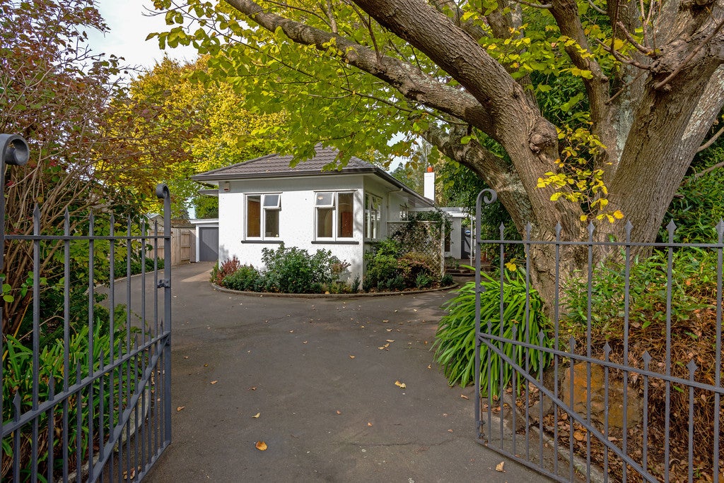 24 Keeling Street, West End, Palmerston North - Carousel 1