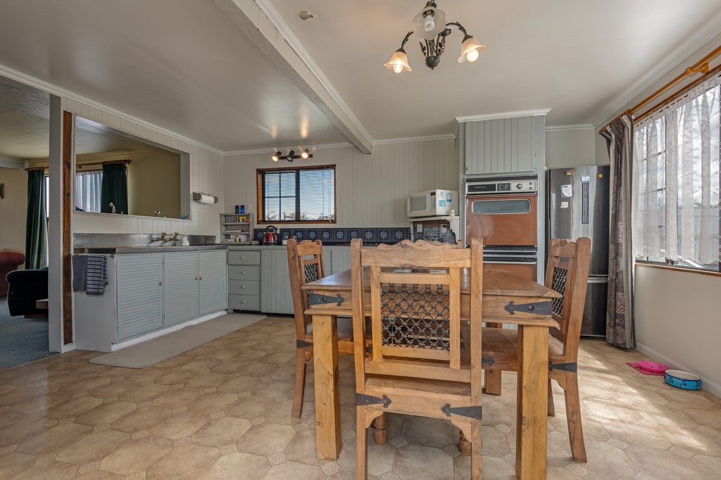 3 Linklater Avenue, Foxton Beach, Foxton - Carousel 2