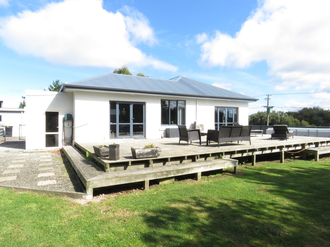 149 Avon Road, Clifton, Invercargill - Carousel 1