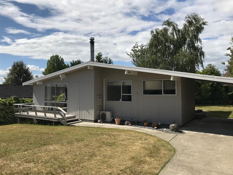 9 Kensington Place, Richmond Heights, Taupo - Carousel 1