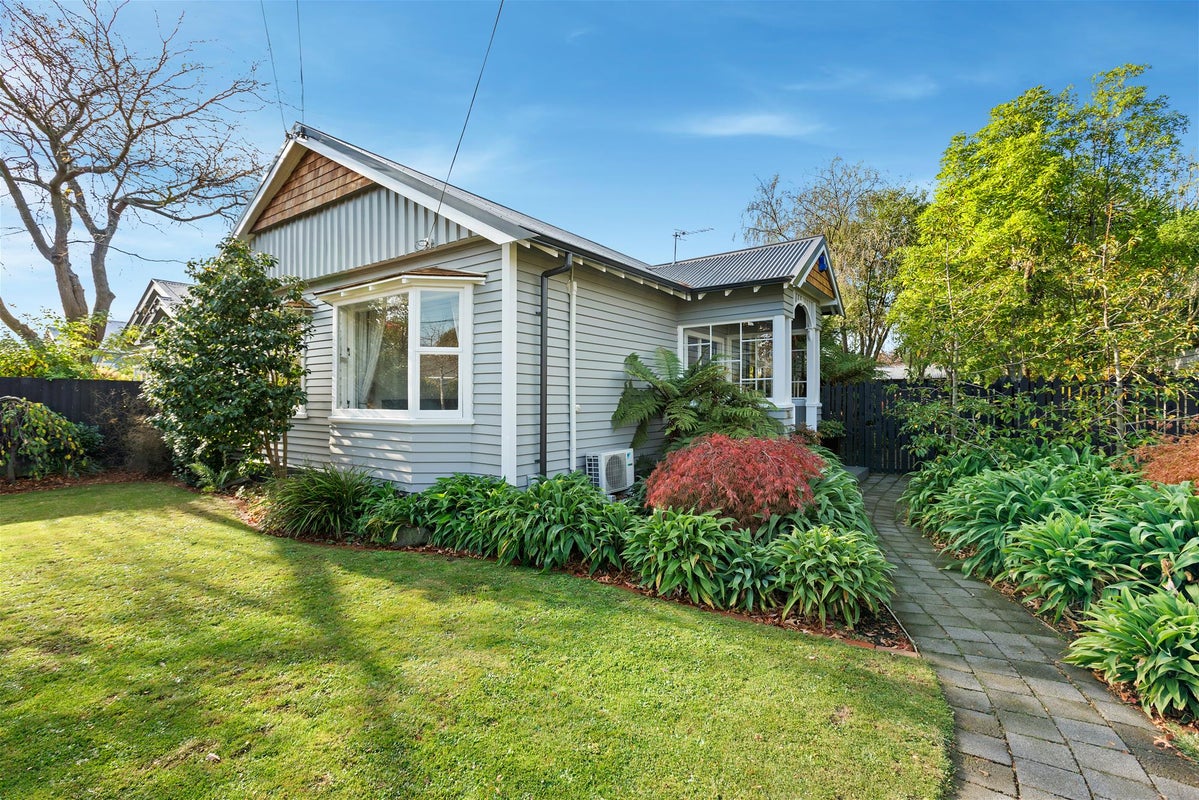 33 Ngaio Street, Saint Martins, Christchurch - Carousel 1