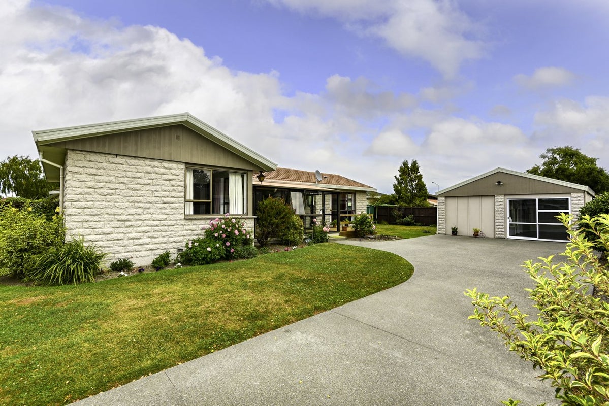 16 Te Maru Place, Redwood, Christchurch - Carousel 12