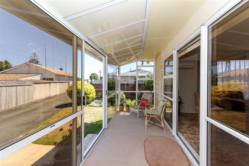 21A Roy Terrace, Moturoa, New Plymouth - Carousel 2