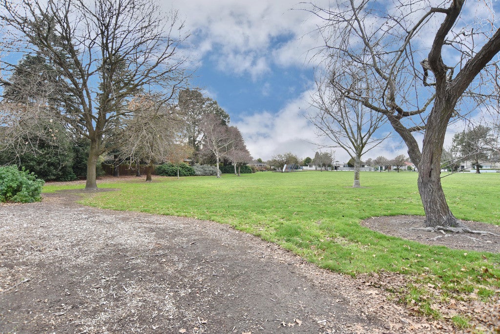 18 Gladson Avenue, Sockburn, Christchurch - Carousel 20