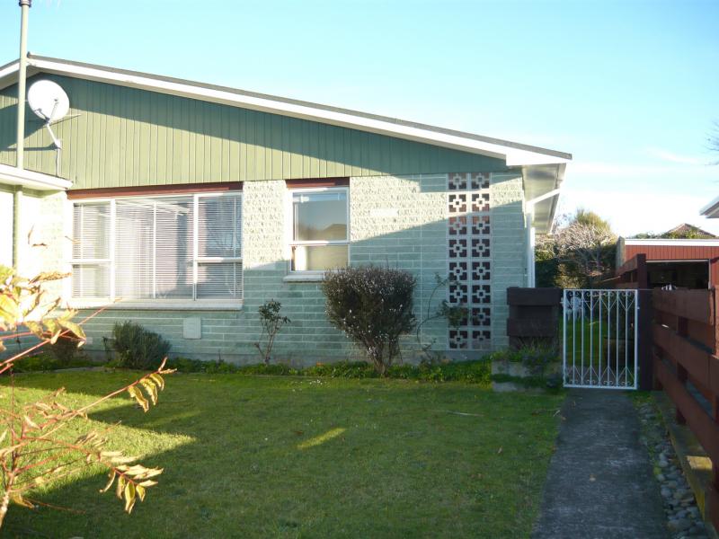 1/26 Barraud Street, Avalon, Lower Hutt - Carousel 1