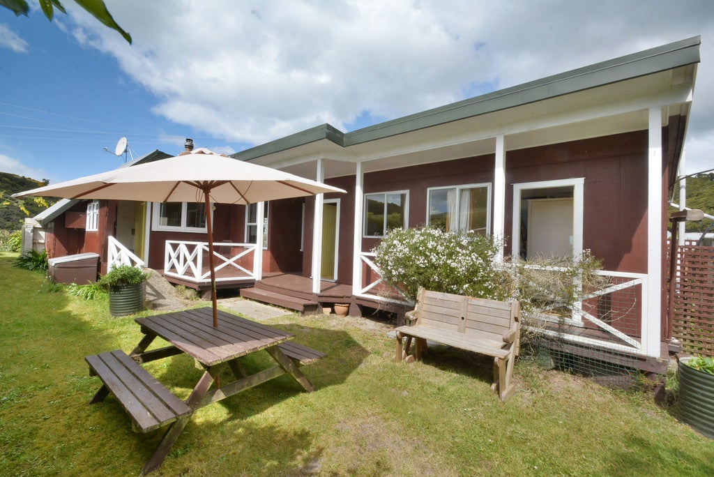 41 Riverside Road, Taieri Mouth, Brighton - Carousel 1