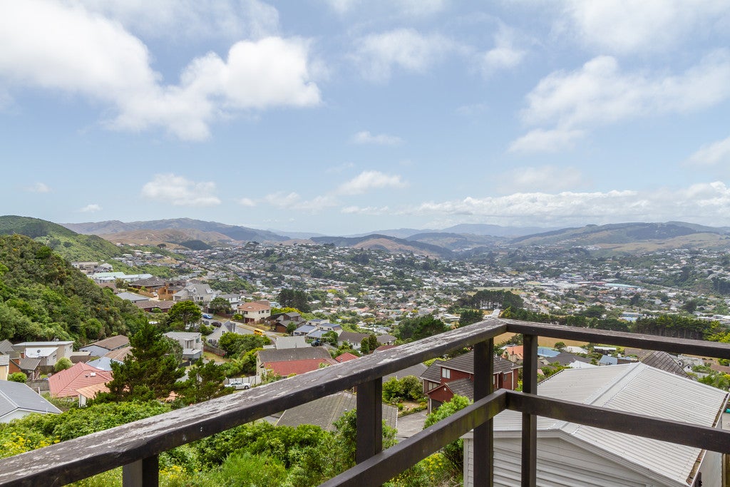 6 Jaunpur Crescent, Broadmeadows, Wellington - Carousel 2