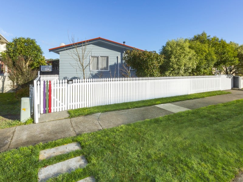 88 Gillespies Road, Birchville, Upper Hutt - Carousel 2