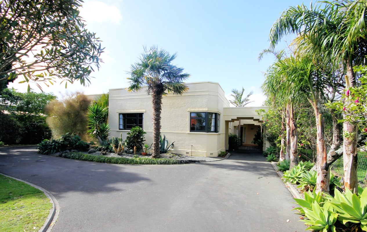 14 Taranaki Street, Saint Johns Hill, Whanganui - Carousel 1