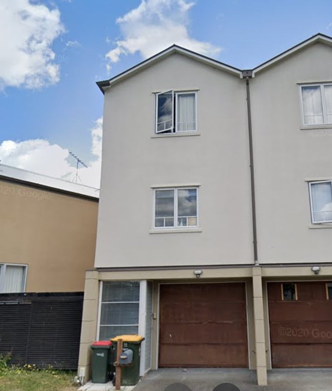 54 Kirikiri Lane, East Tamaki, Auckland - Carousel 1