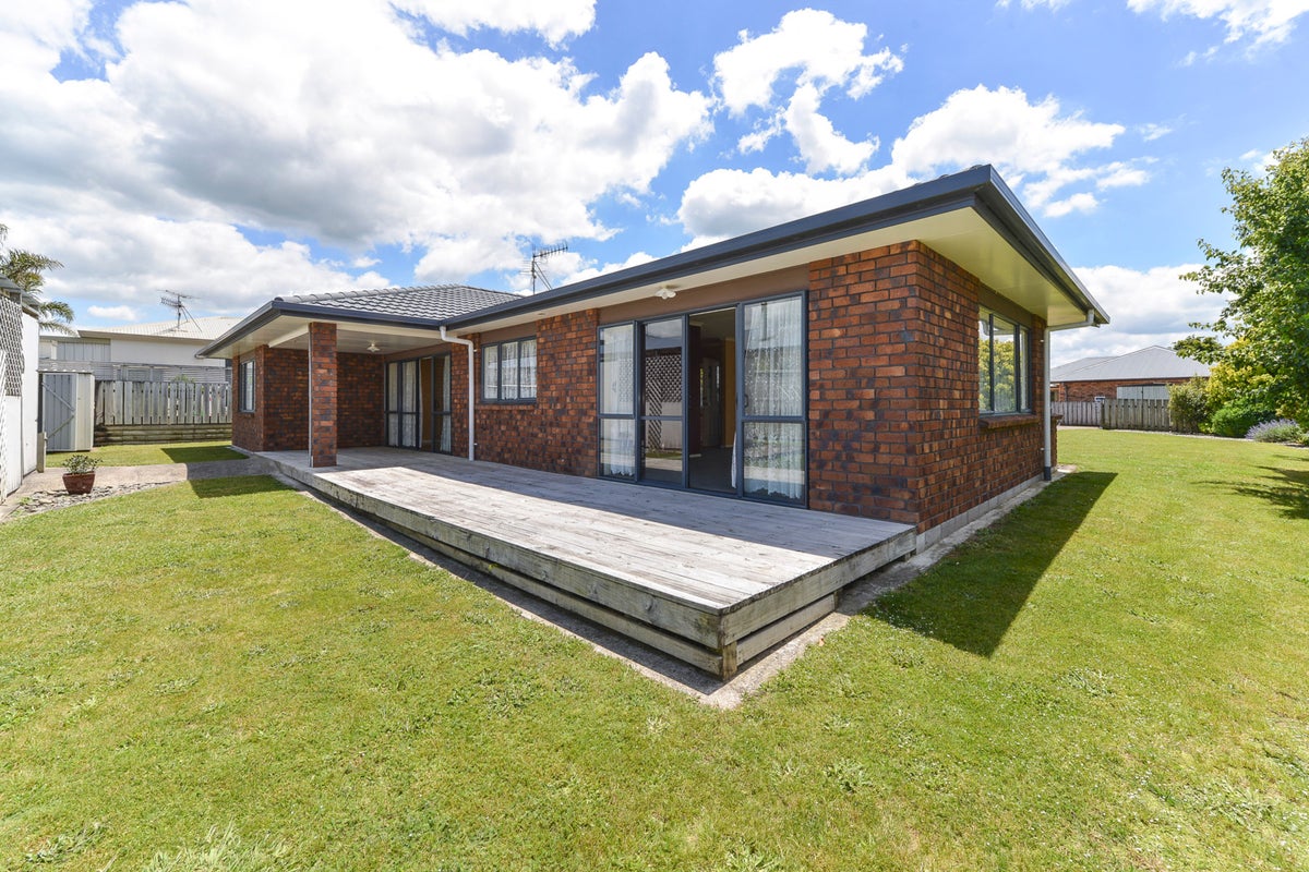62 Hall Road, Ngongotaha, Rotorua - Carousel 1