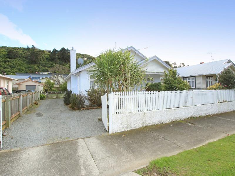 26 Kiwi Street, Alicetown, Lower Hutt - Carousel 1