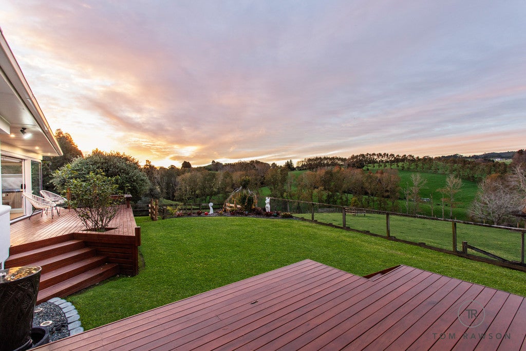 8 Kimptons Road, Manurewa - Carousel 2