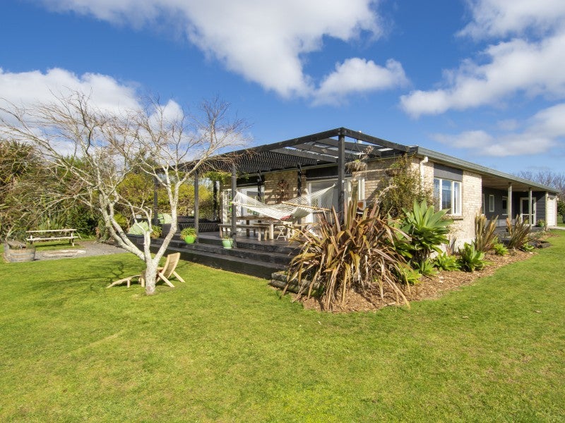 404 Mclaren Falls Road, Omanawa, Tauranga - Carousel 2