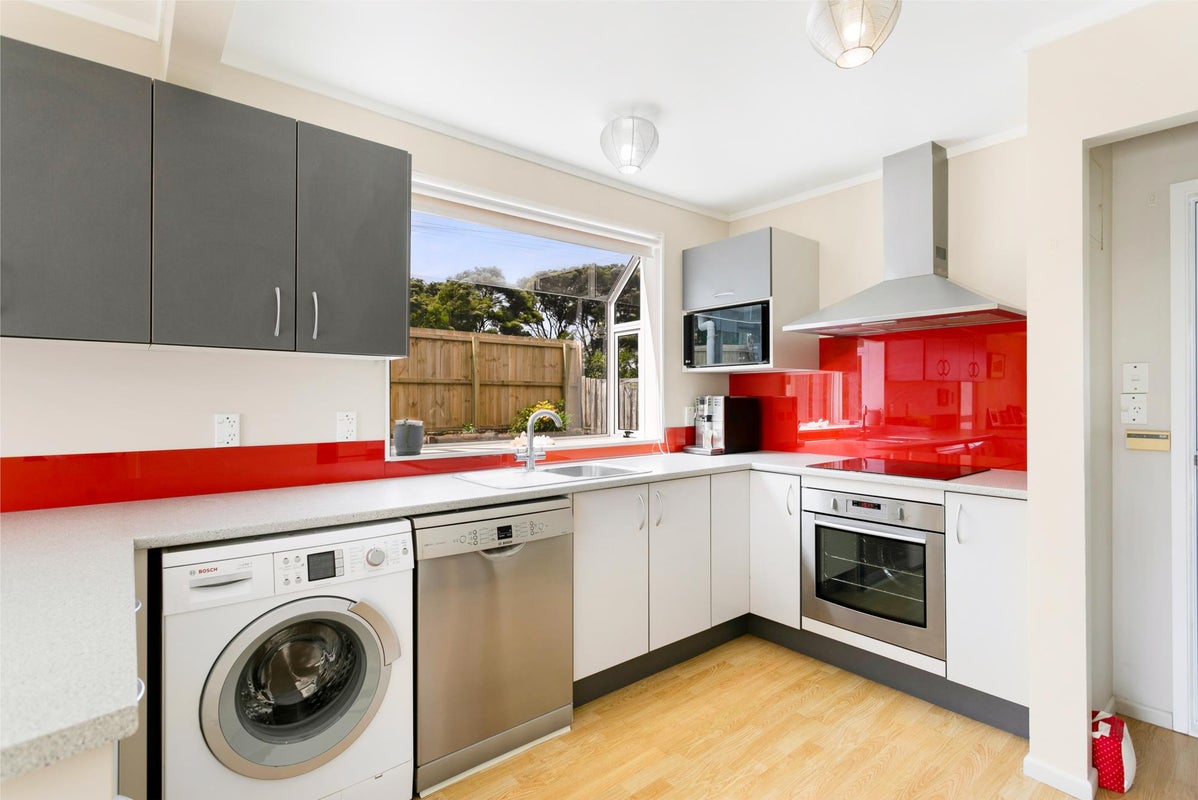 112 Mcentee Road, Waitakere, Auckland - Carousel 23