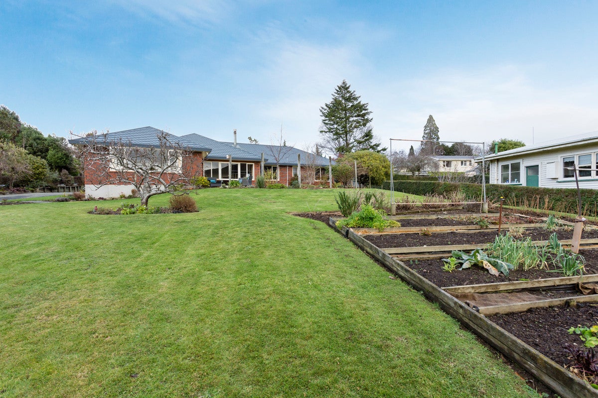 185 Shetland Street, Wakari, Dunedin - Carousel 23