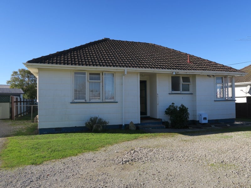 3 Kauri Street, Elgin, Gisborne - Carousel 1