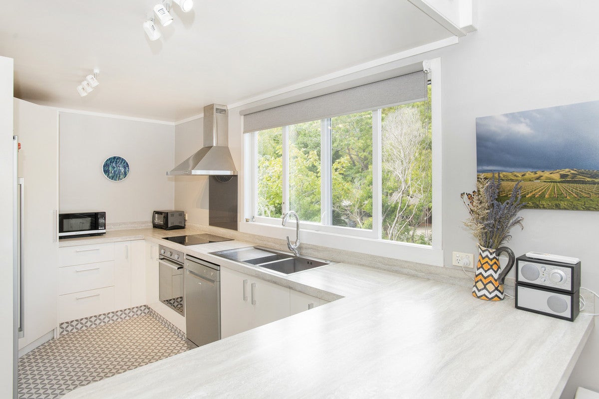 1 Russell Street, Whataupoko, Gisborne - Carousel 2