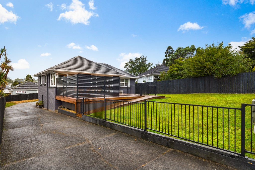 5 Judith Place, Titirangi, Auckland - Carousel 25