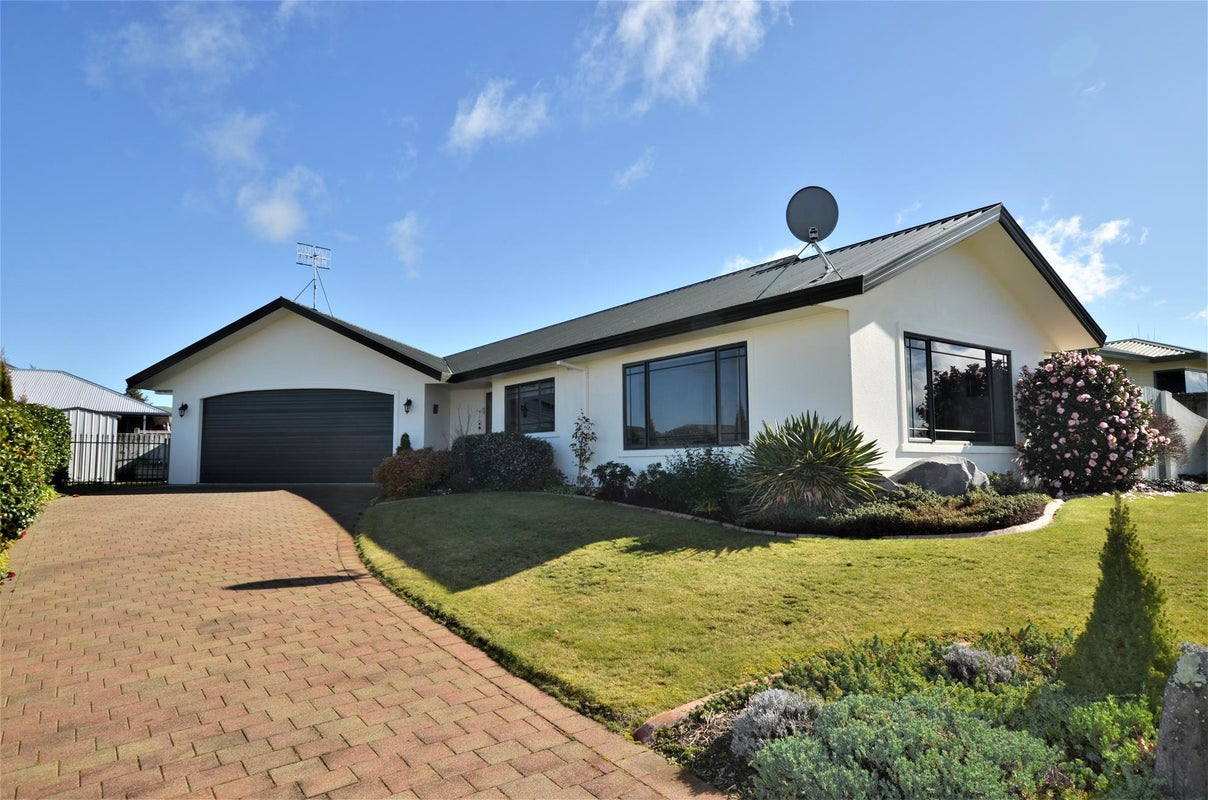 27 Northwood Road, Nukuhau, Taupo - Carousel 1