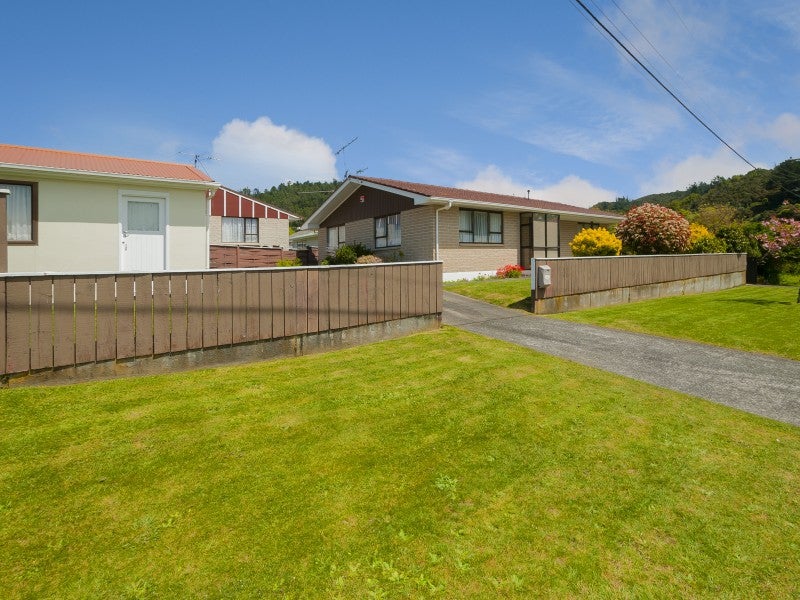 2/1 Korau Grove, Stokes Valley, Lower Hutt - Carousel 20