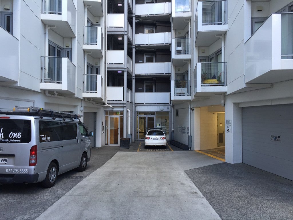 1505/74 Taranaki Street, Te Aro, Wellington - Carousel 18