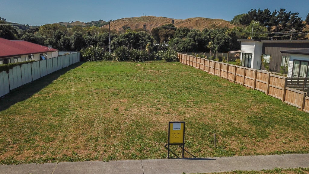 26 Hamilton Drive, Wainui, Gisborne - Carousel 1