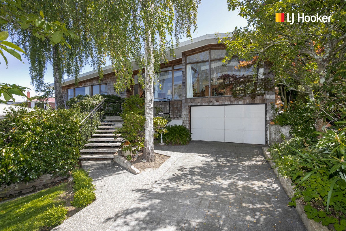 31 Michie Street, Belleknowes, Dunedin - Carousel 1