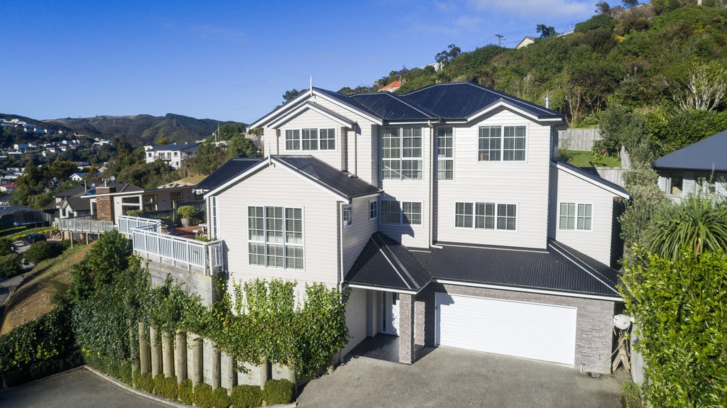 45 Khouri Avenue, Karori, Wellington - Carousel 1