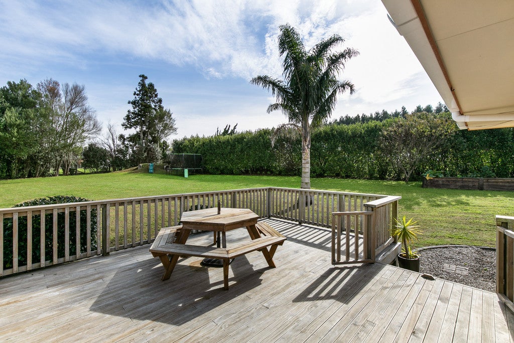 34 Pacific Street, Waiuku, Waiuku - Carousel 2