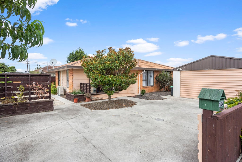2/24 McHaffies Place, Wainoni, Christchurch - Carousel 1