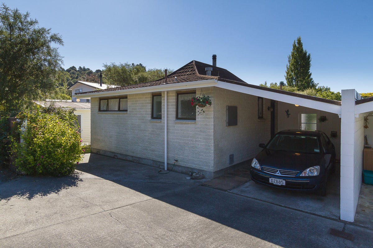 16A Raukawa Street, Stokes Valley, Lower Hutt - Carousel 15