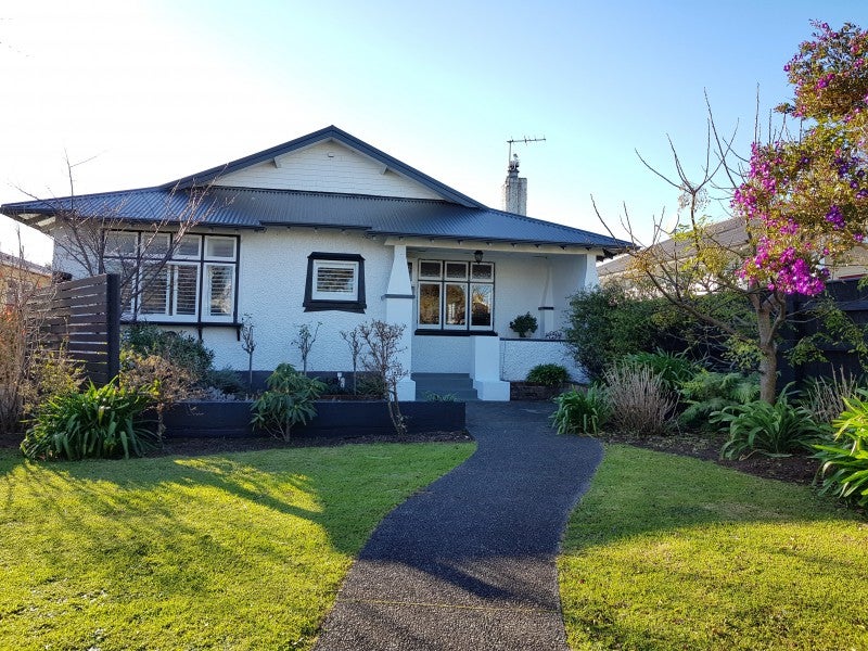 171 Carrington Street, Lower Vogeltown, New Plymouth - Carousel 1