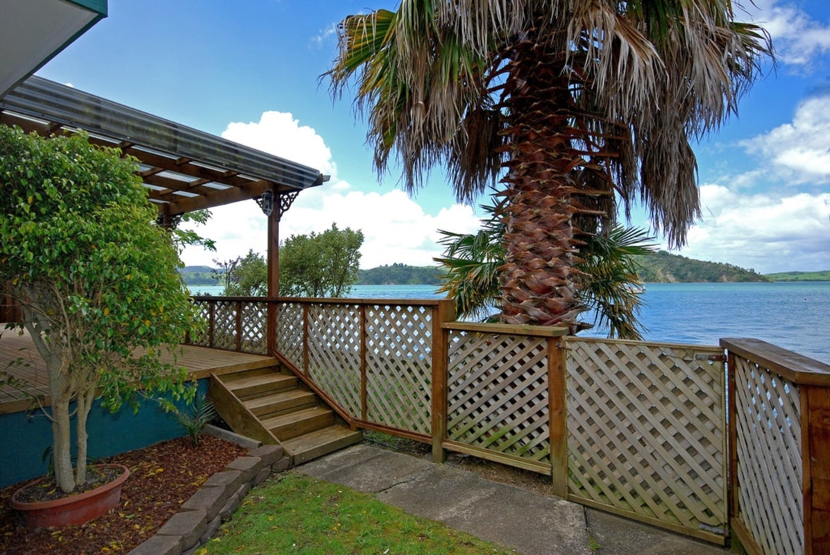 52A Lorenzen Bay Road, Raglan, Raglan - Carousel 26