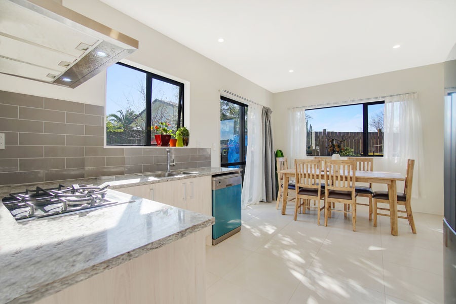 6A Arnwood Street, Manurewa, Auckland - Carousel 2