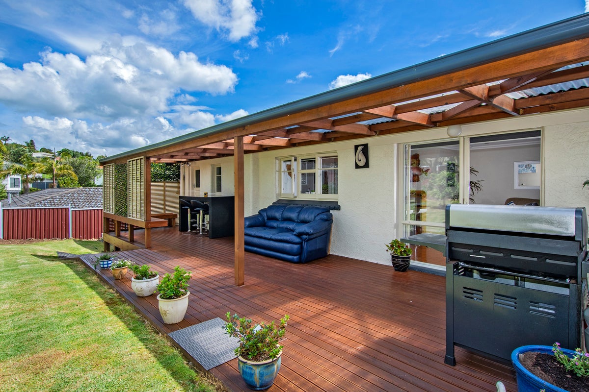15 Tarewa Road, Morningside, Whangarei - Carousel 10