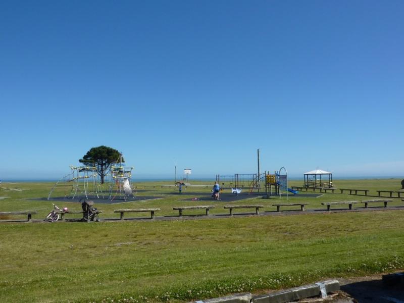 3 Elley Drive, Carters Beach, Westport - Carousel 2