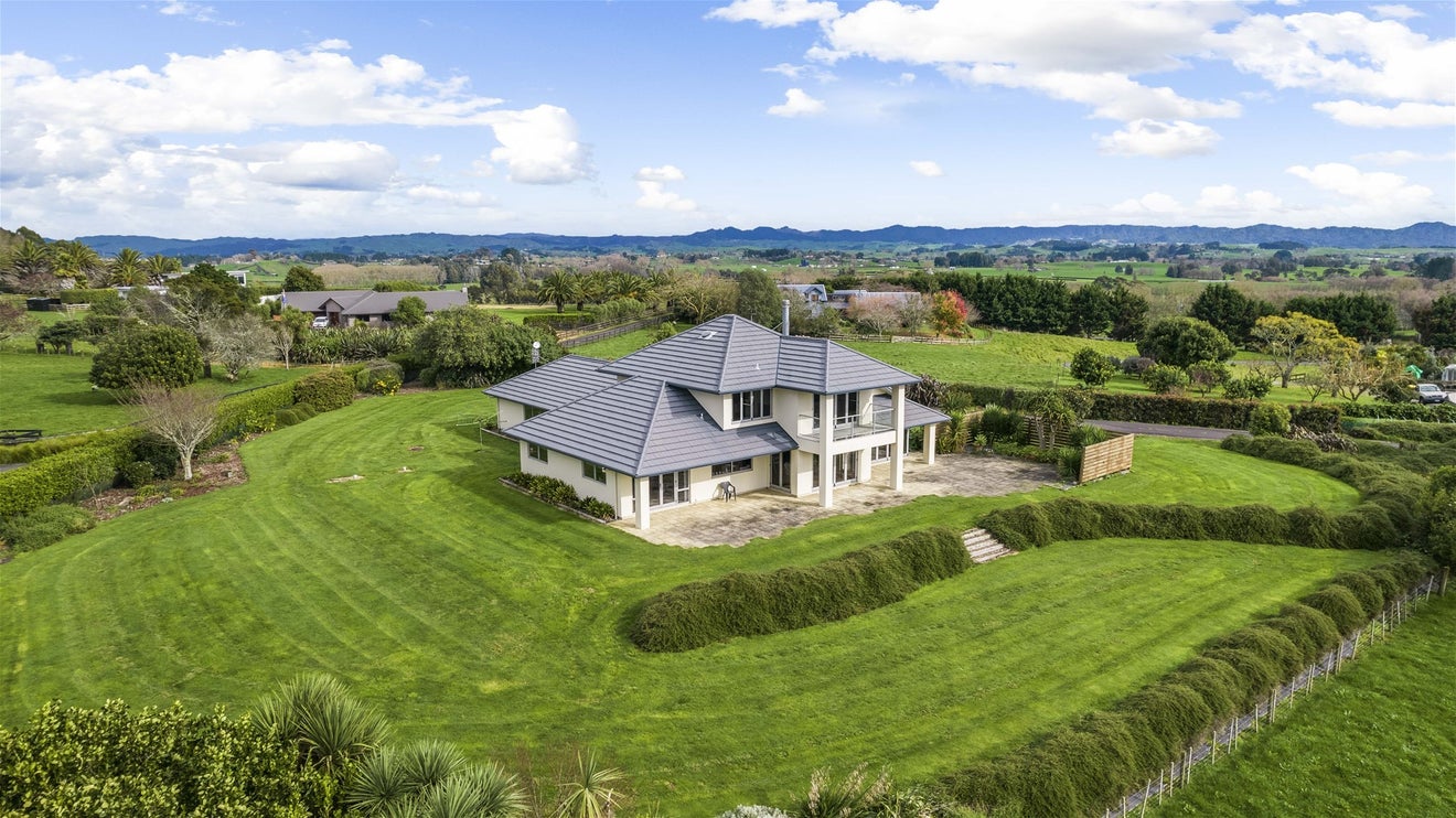 22 Dromara Drive, Rotokauri, Hamilton - Carousel 31