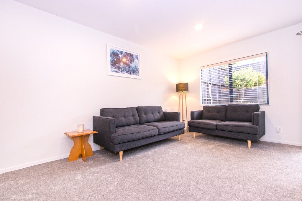 8/71 FERNHILL WAY, Oteha, Auckland - Carousel 2