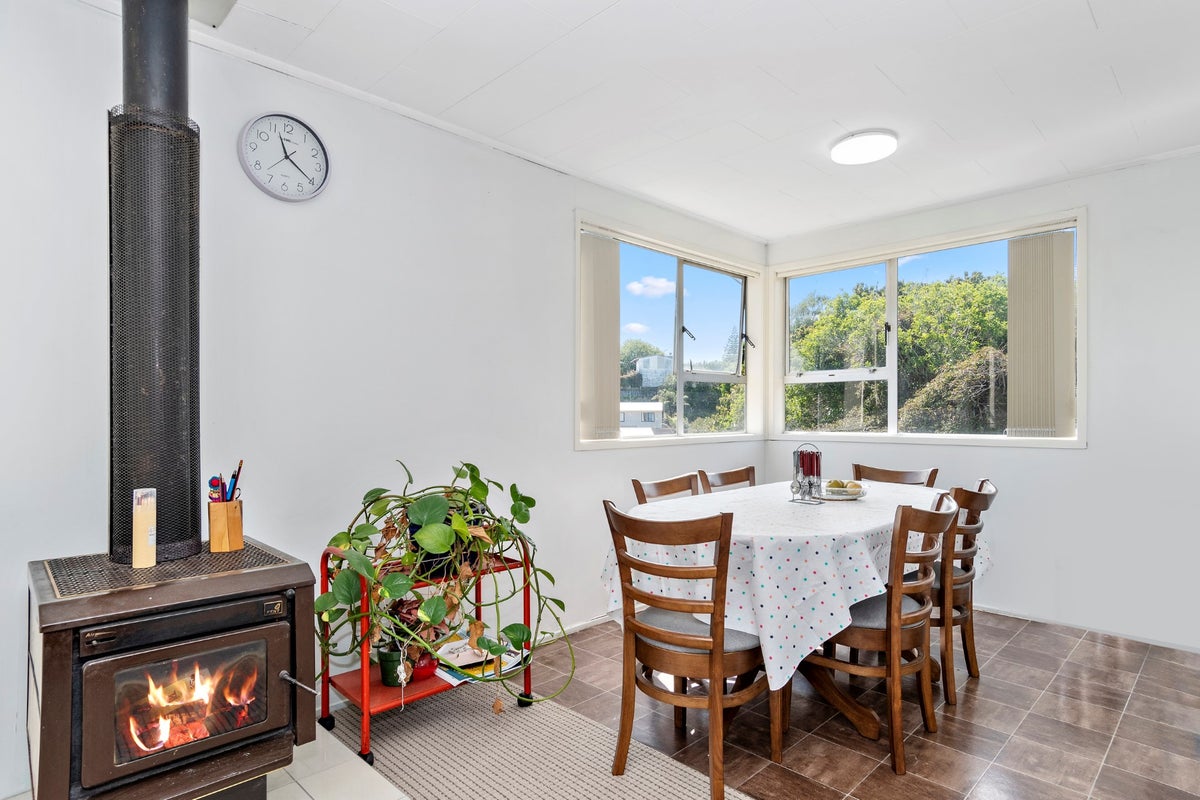 15 Nicolas Place, Judea, Tauranga - Carousel 15