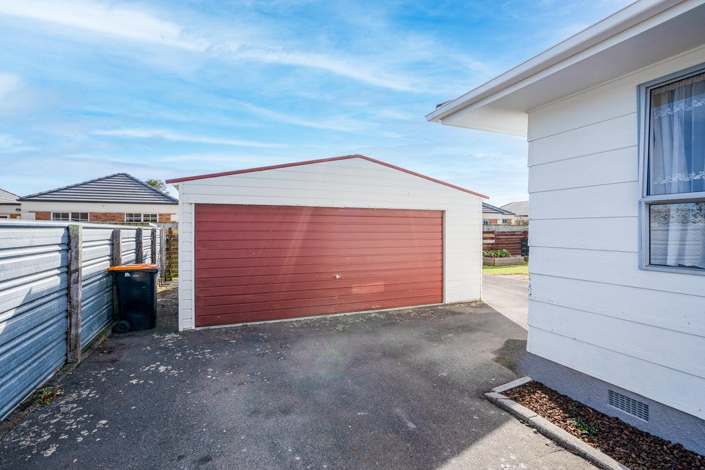 8 Purdie Place, Milson, Palmerston North - Carousel 18