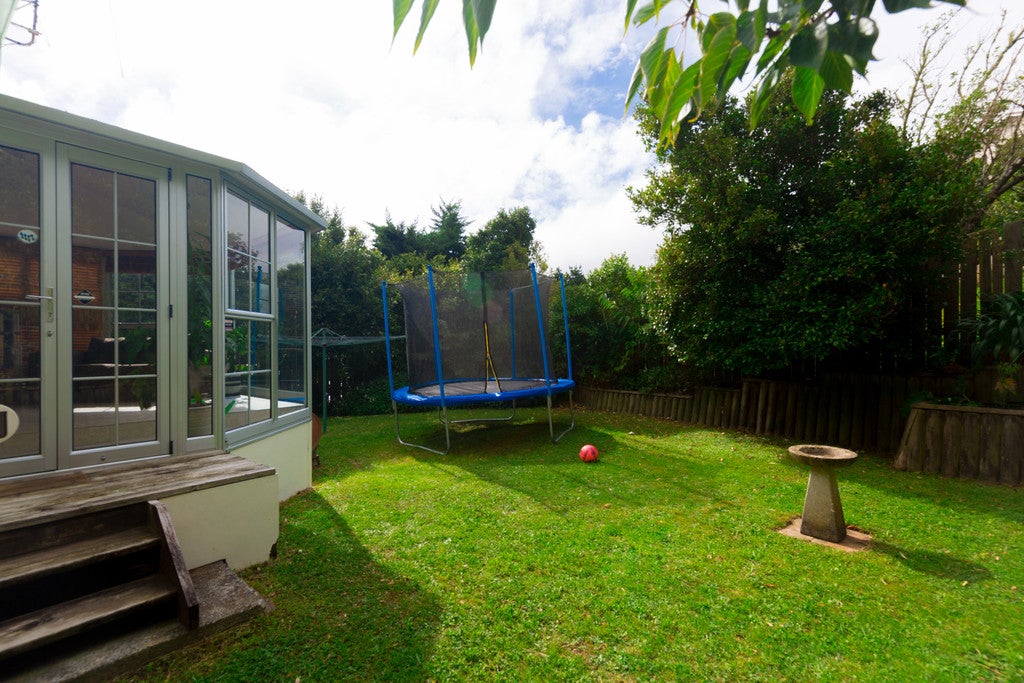 15 Guadeloupe Crescent, Grenada Village, Wellington - Carousel 18