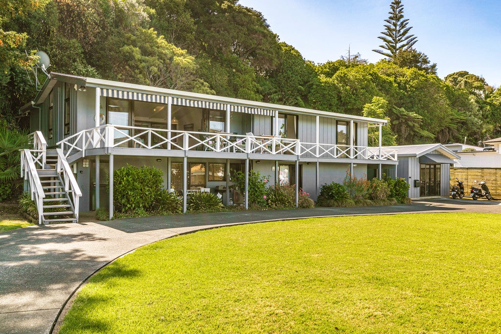 55 Natzka Road, Ostend, Waiheke Island - Carousel 2