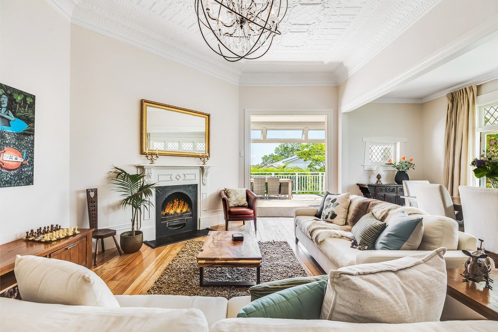 22 Allenby Avenue, Devonport, Auckland - Carousel 1