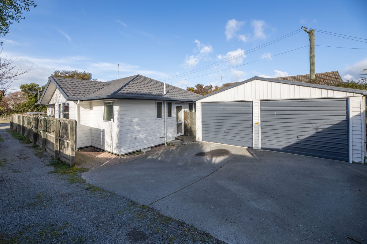 2//47 PARNWELL STREET, Burwood, Christchurch - Carousel 1
